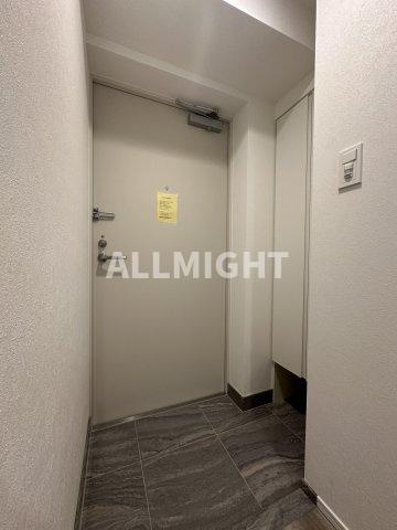 稲城市東長沼の賃貸マンションの玄関|★お部屋探しはオールマイト不動産までご相談下さい♪