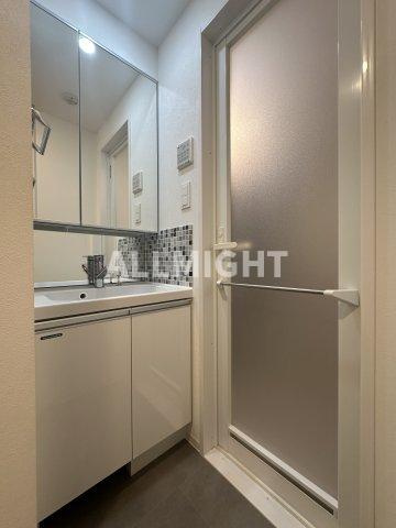 稲城市東長沼の賃貸マンションの洗面所|★お部屋探しはオールマイト不動産までご相談下さい♪