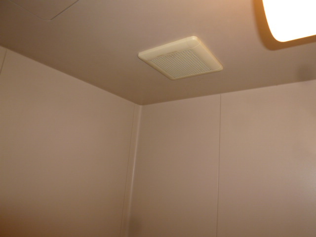 ニューシティ中庄の浴室|浴室換気扇