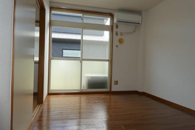 【居間・リビング】 | ニューシティ中庄 | 洋室