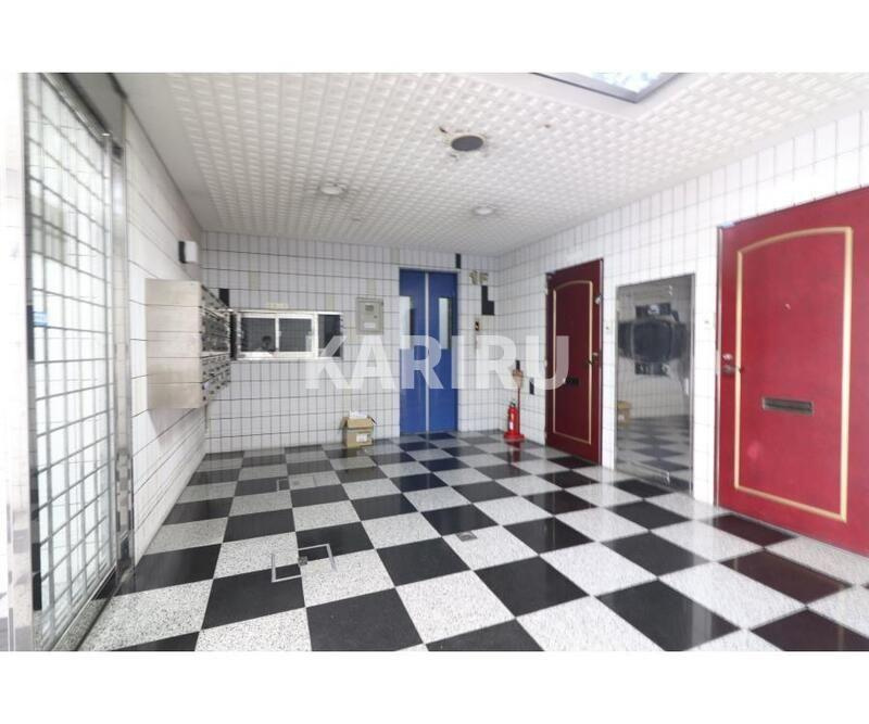 グローリーハイツ東成のロビー