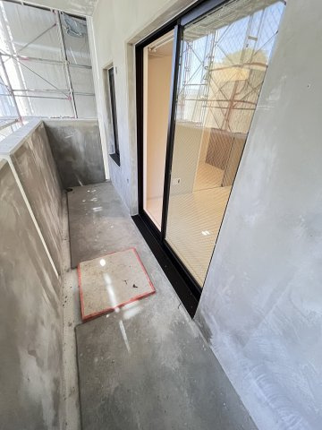 大阪市都島区東野田町３丁目の賃貸マンションのバルコニー