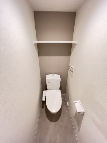 大阪市都島区東野田町３丁目の賃貸マンションのトイレ