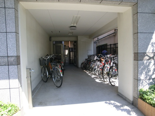 セントラヴェール新小岩のその他共用部分|敷地内自転車置き場有り！！