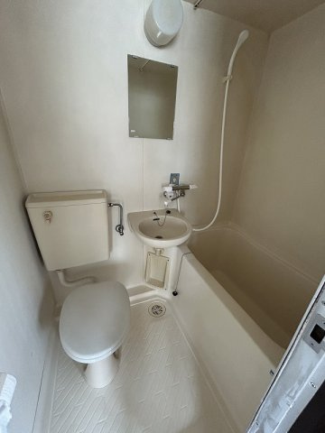 マルミⅡの浴室