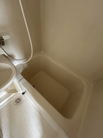 マルミⅡの浴室