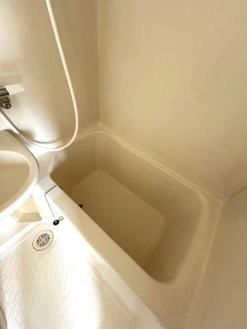 マルミⅡの浴室