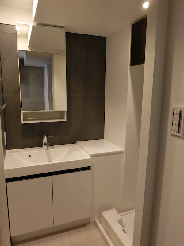 新品家具付きマンション神田佐久間町2(KaGood東京)の洗面所