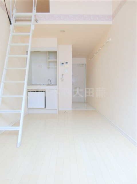 ユナイト東六郷ペルジーノの居間・リビング