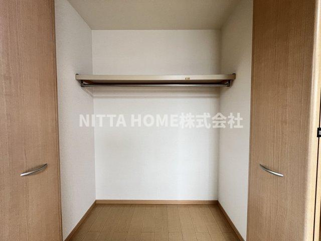 メゾン フローラルの収納|全居室収納スペース付きです♪