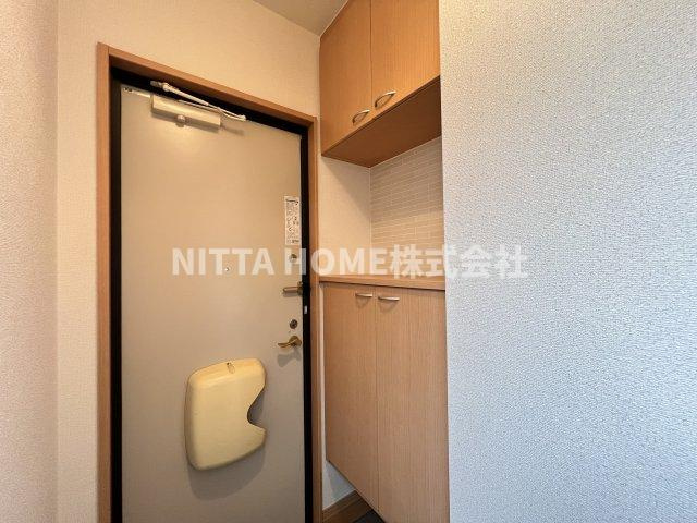 メゾン フローラルの玄関|シューズボックスも搭載★