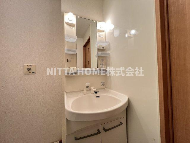 メゾン フローラルの洗面所|独立洗面化粧台もありますよ●