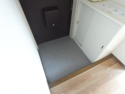 【玄関】 | メゾンコスモ