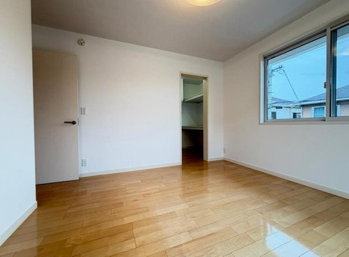 浜甲子園４丁目　中古戸建の洋室