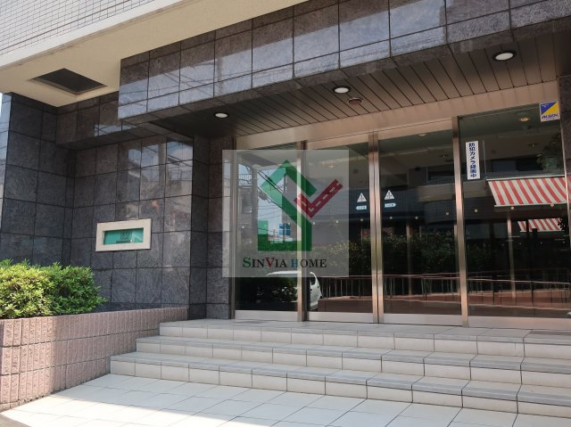 日神デュオステージ大泉学園のエントランス