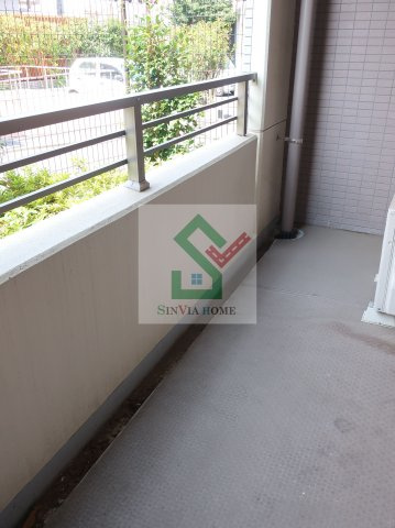 日神デュオステージ大泉学園のバルコニー