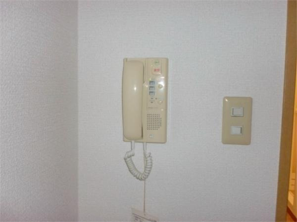 WOOD VILLAGEのセキュリティ|インターホン