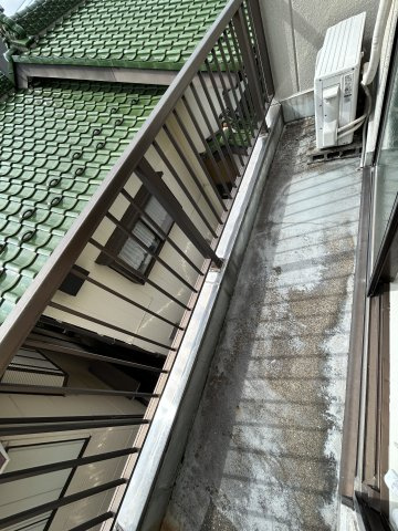 田所マンションのバルコニー|お洗濯にも便利なバルコニー付き