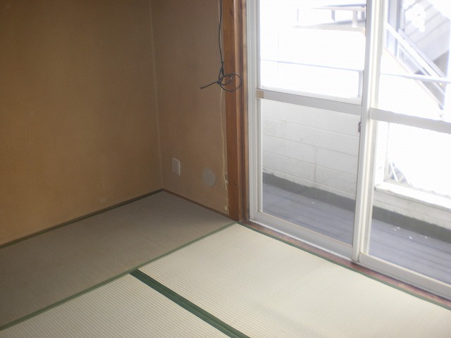 アートハイツⅠの居間・リビング