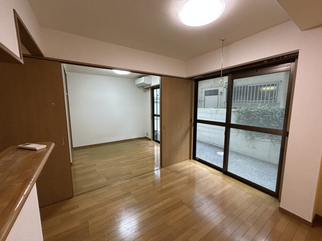 EMSの居間・リビング