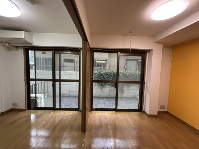 EMSの居間・リビング