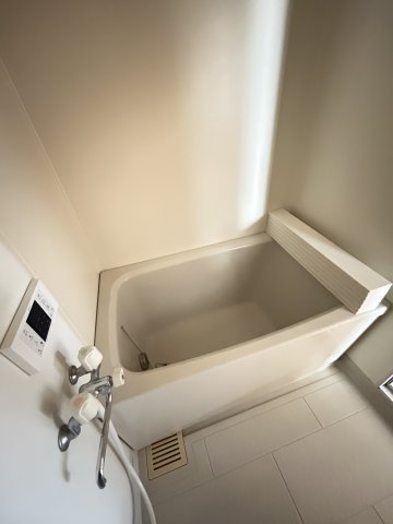 ワイズの浴室|リフォーム中