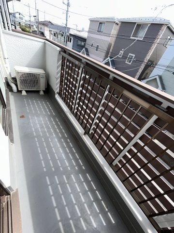 UBNのバルコニー