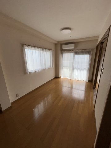 UBNの居間・リビング