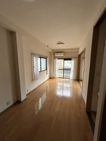 UBNの居間・リビング