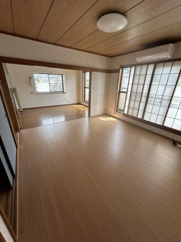 ＴＳハイツの居間・リビング