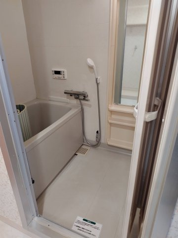 藤和草加ハイタウンの浴室