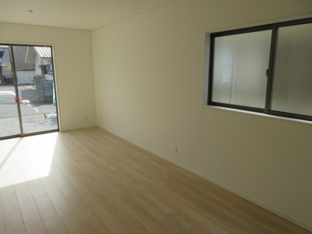 【仲介手数料無料】新築戸建　熊谷市江南中央1-5-21（全1棟）の居間・リビング