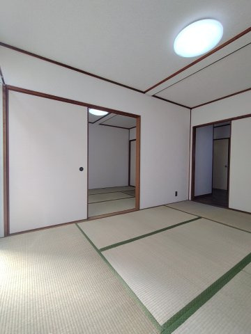 ラ・フォンテ永犬丸の和室