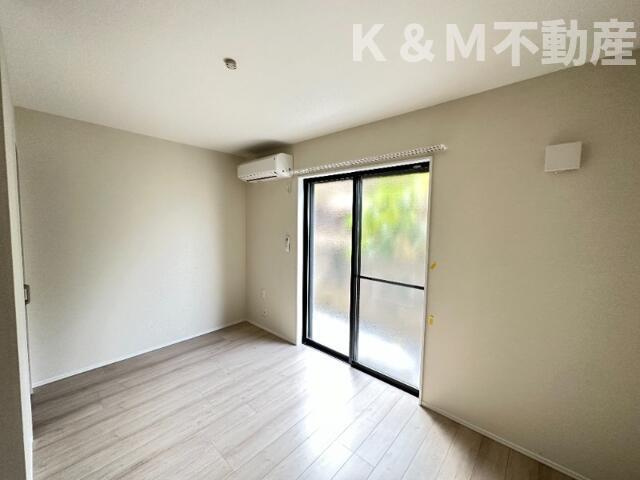 カーサ高柳の居間・リビング|使いやすい居間です