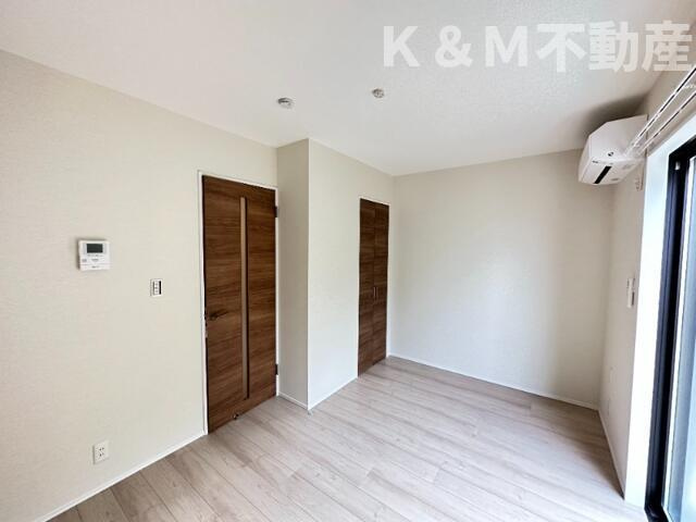 カーサ高柳の居間・リビング|使いやすい居間です