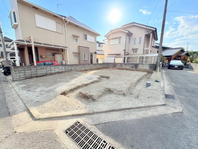 長期優良住宅で安心設計　東二見3期　新築戸建の駐車場