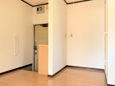 【玄関】 | 春日コーポ