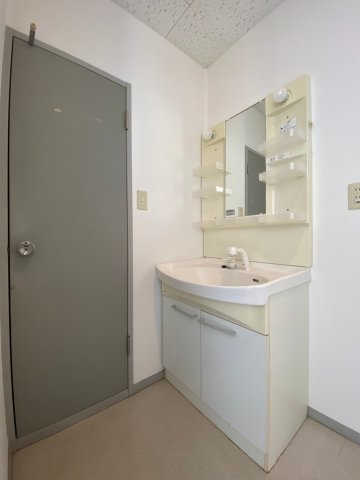 Uパーム　C棟の洗面所