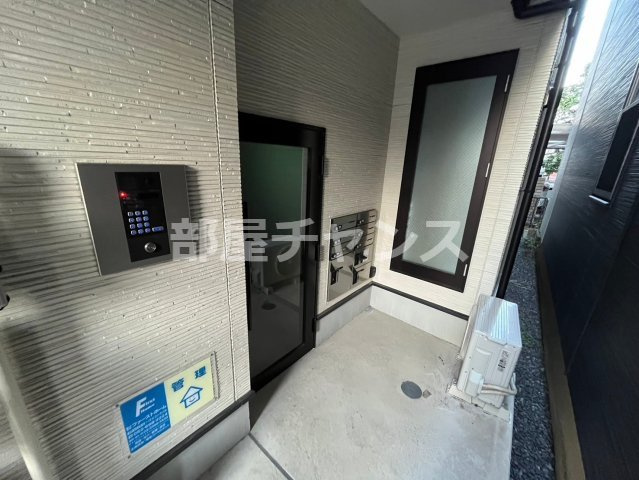 プリシェール杉栄のエントランス