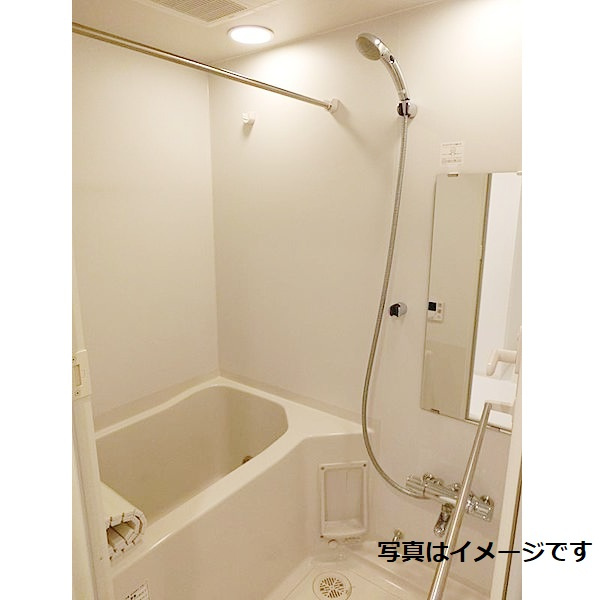 ZOOM神宮前の内装|きれいな内装です