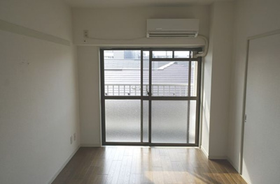 【居間・リビング】 | サンライズ春日