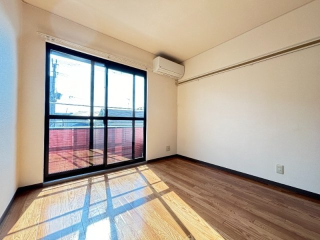 エテュード芦屋川の居間・リビング