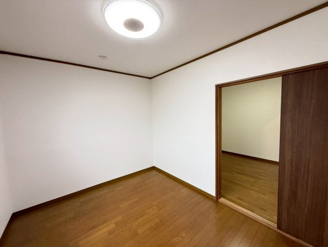 【洋室】の画像