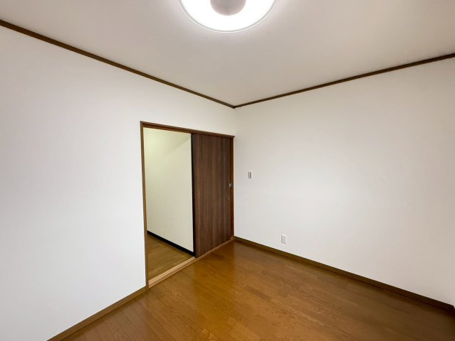 【洋室】の画像