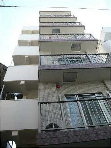 フェアリーコート日暮里の外観