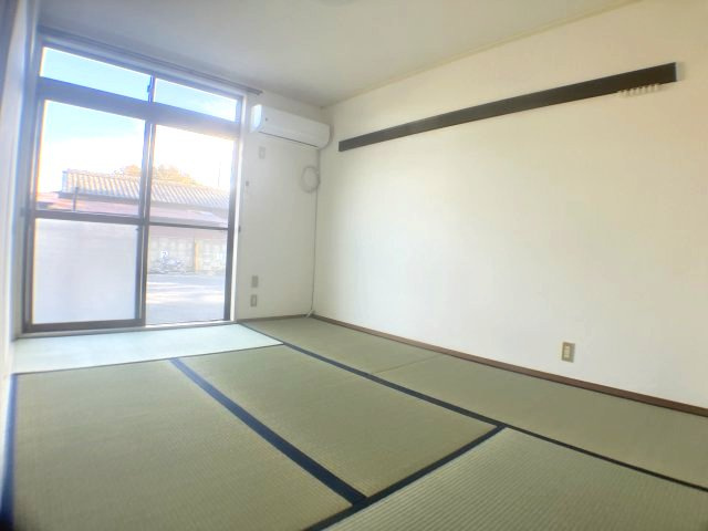 さいたま市西区大字島根のアパートの寝室