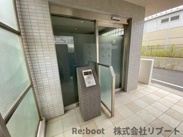 ファミリーフジ２のエントランス