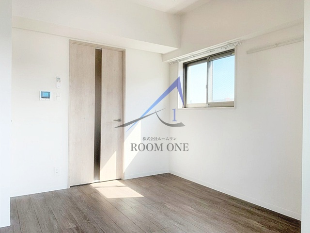 Imperial K’s Villaの居間・リビング|洋室のお部屋です。