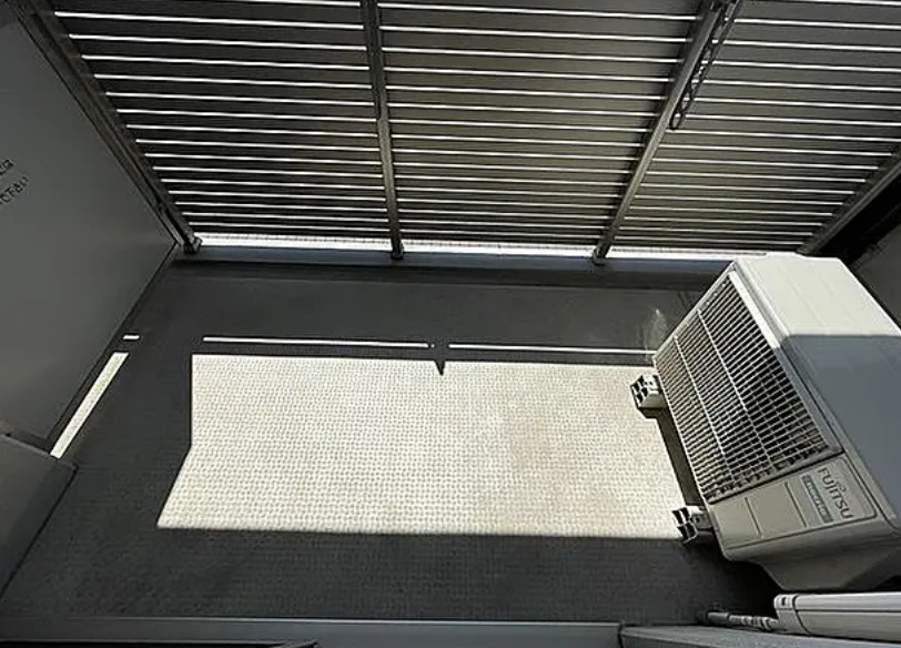 コンフォリア浅草松が谷のバルコニー