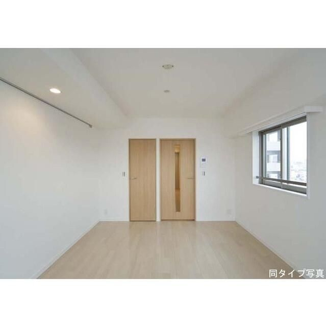 コンフォリア浅草松が谷の居間・リビング